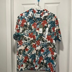 🌻Goodfellow & Co Tropical Floral Button Down Shirt